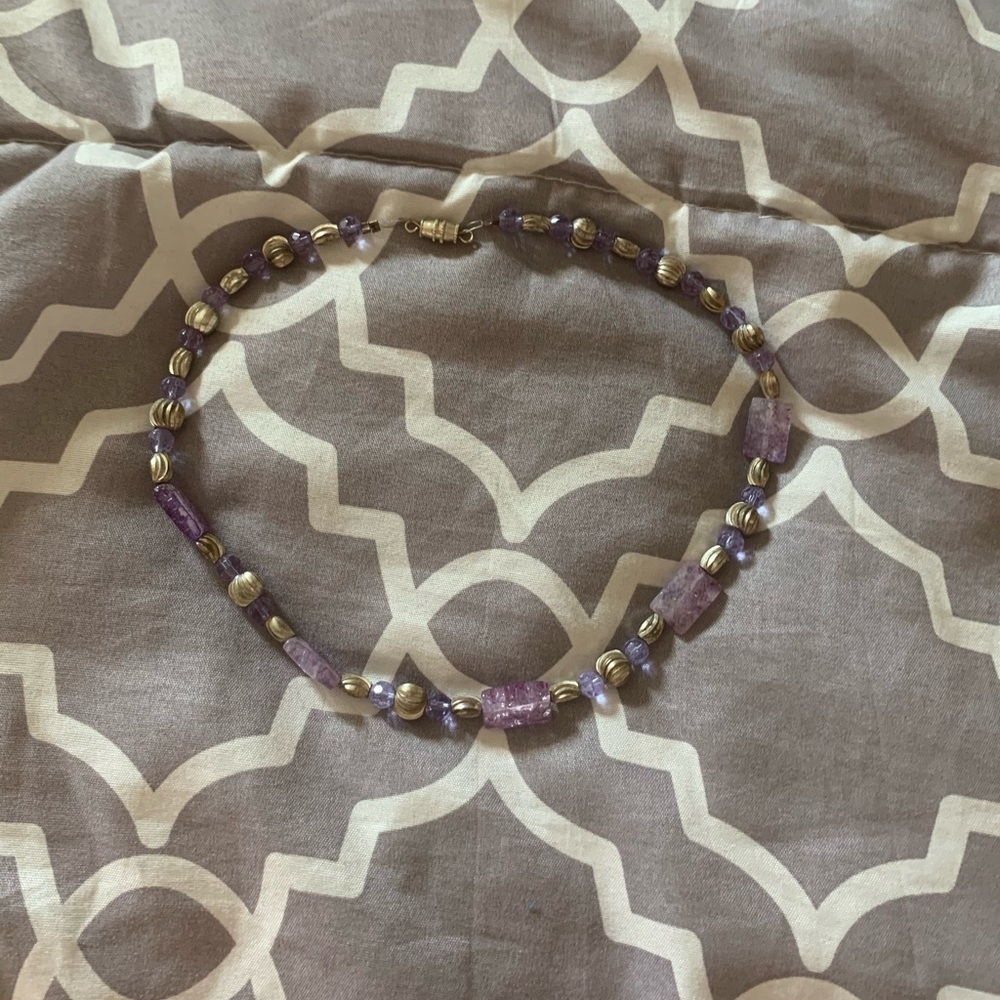 Handmade beaded necklace - Picture 2 of 2
